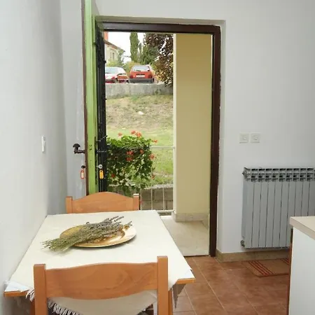 7468a * Labin (Istria)