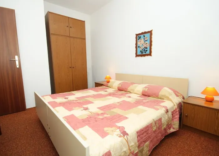 7468a * Labin (Istria)